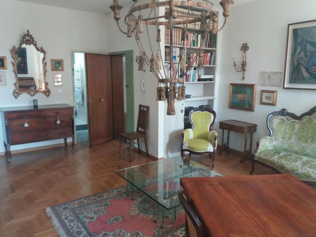 Relais Lola Apartment Bologna Luaran gambar